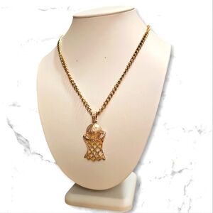Vintage Gold Plated Basketball Hoop Pendant Necklace.